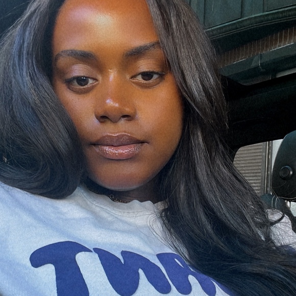 Meet your Posher, Dc - Picture 1 of 1